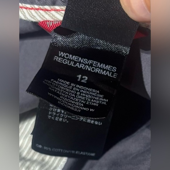 The North Face TNF Women's Dark Gray Capri Hiking Trail Cargo Pants Size 12 EUC - Picture 8 of 10